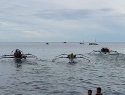 Lomba Perahu Katinting Dua Mesin 5,5 PK & Lomba Perahu Dayung di Pantai Maesa H + 1 Paling Ramai