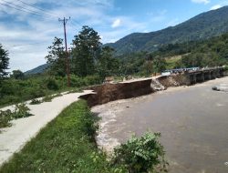 Jembatan Gumbasa Pandere Kembali Putus di Terjang Banjir