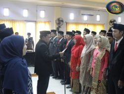 Pelantikan dan Pengambilan Sumpah Anggota Panwaslu, Samin: Diharapkan dapat bekerja Secara Profesional Sesuai Aturan yang Berlaku