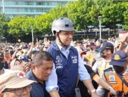 Lengser Hari Ini, Anies Sapa dan Berbaur dengan Peserta CFD