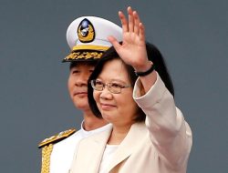 Presiden & Wapres Sumbang Gaji Sebulan ke Turki