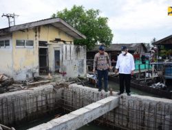 Menteri Basuki Tinjau Pembangunan Prasarana Pengendalian Banjir Rob Belawan di Medan, Sumatera Utara