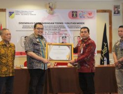 Disperindag Sulteng Dorong Para Pelaku IKM Daftarkan Merek Melalui Diseminasi dan Bimtek