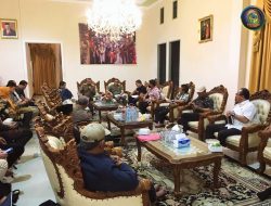 EVALUASI APARATUR PEMERINTAH, BUPATI SAMSURIZAL GELAR RAPAT LINTAS OPD