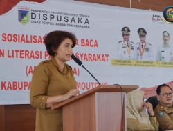 Aswini Dimple Resmi Membuka Sosialisasi Budaya Baca dan Listerasi pada Masyarakat diparimo