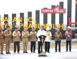 Menteri Basuki Dampingi Presiden Jokowi Resmikan Tol Indralaya-Prabumulih dan Flyover Patih Galung, Tingkatkan Perekonomian di Sumsel