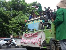 Mahasiswa UIN Makassar Desak Rektorat Sikapi Kemunduran Demokrasi