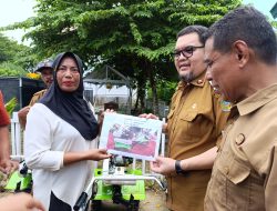 Pemerintah Daerah Parigi Moutong Beri Bantuan Sarana Pendukung Bagi Para Petani