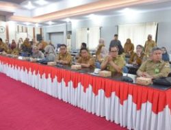 Rusdy Mastura secara resmi membuka Rakor Tata Kelola Perkebunan Kelapa Sawit di Sulteng.