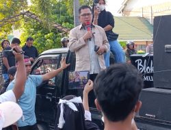 Aksi Demo di Depan Kantor KPU Parigi Moutong