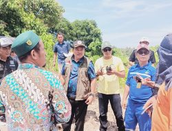 Wabup Parigi Moutong Tinjau Kerusakan Jalan Negara Akibat Banjir di Desa Uwevolo