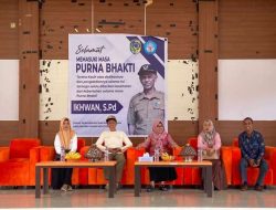 Disdikbud Parigi Moutong Gelar Pelepasan Kabid SMP Ikhwan yang Memasuki Purna Bakti