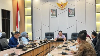 Komisi I DPRD Sulteng–KPID Sinkronkan Pengawasan Penyiaran, Soroti Tantangan Siaran Daerah