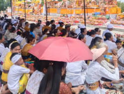 Pemelastian di Siendeng, Perkuat Spiritualitas dan Kebersamaan Umat Hindu