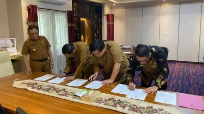 Perkuat Akuntabilitas Kinerja, Sekretariat DPRD Sulteng Teken Perjanjian Kinerja Pejabat Administrator dan Pengawas