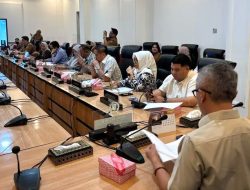 Bamus DPRD Sulteng Bahas Jadwal Masa Persidangan, RDP Aliansi Mahasiswa Turut Diusulkan